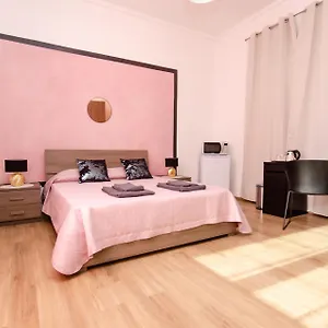 https://pink-room.italymilanhotels.net